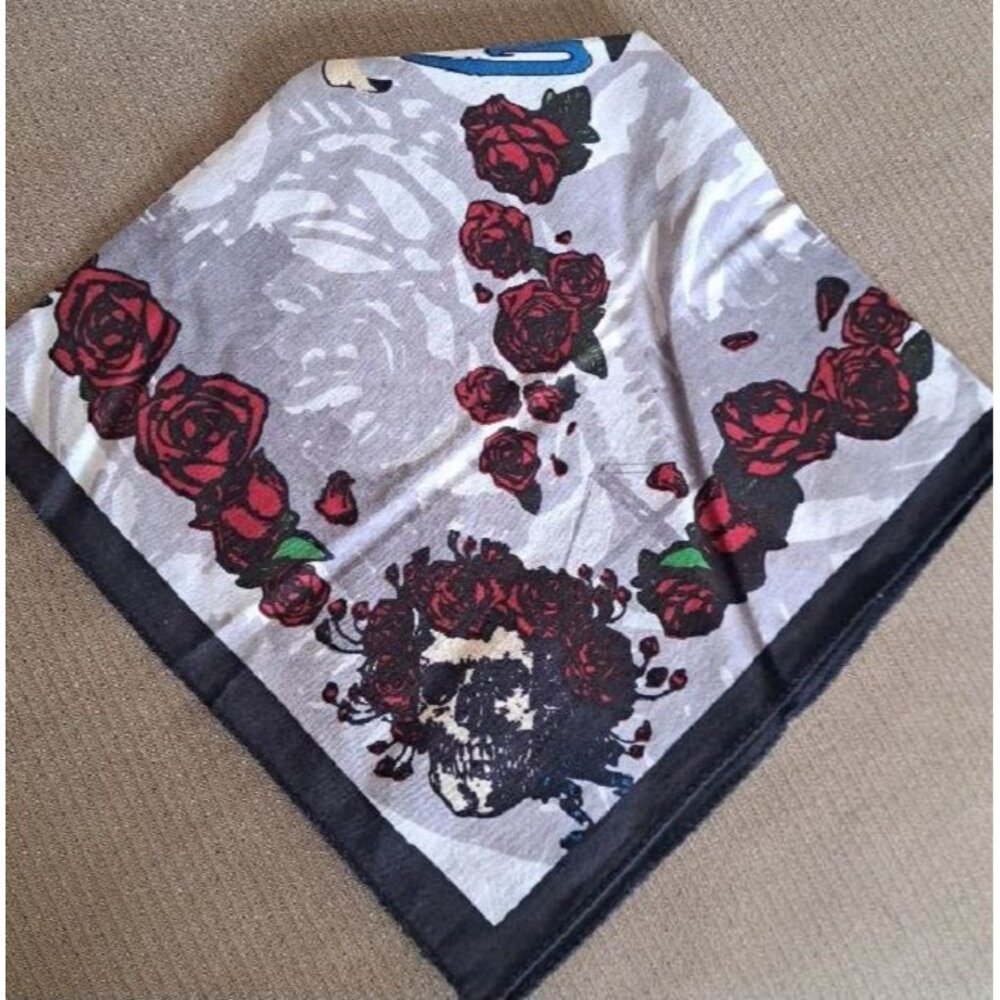 New Bertha Skeleton Grateful Dead Bandana Deadhead Headband Mask Skull Roses NWT - Picture 3 of 3